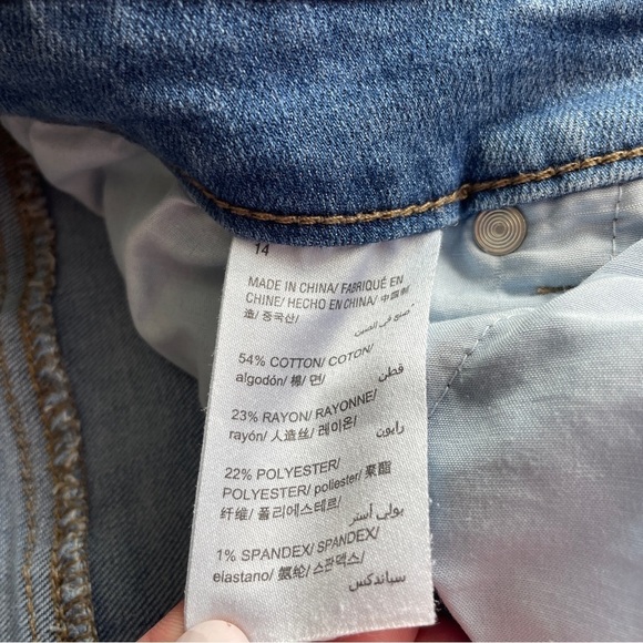 Style & Co Light Wash High Rise Waist Straight Leg Ankle Cropped Jean Plus Sz 14 - Picture 10 of 12